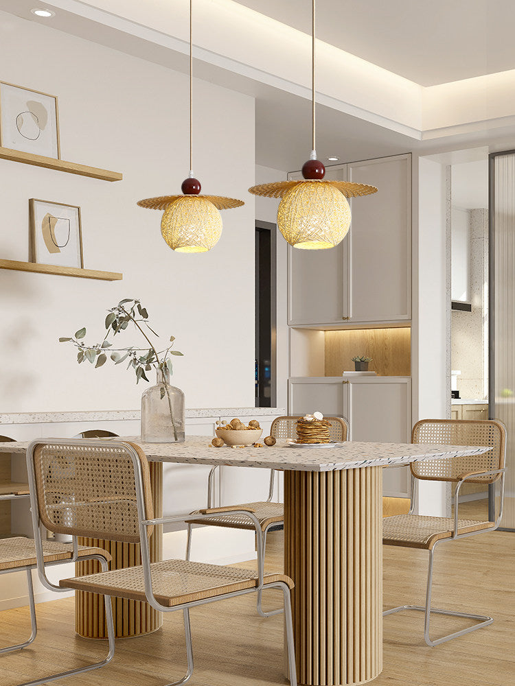 Rustic Log-colored Guesthouse Restaurant et éclairage de chambre