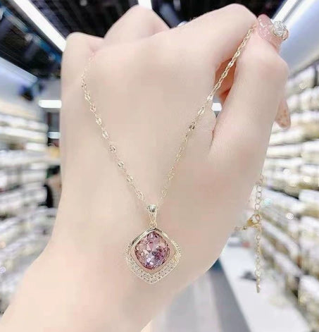 Collier en cristal géométrique couleur haut de gamme
