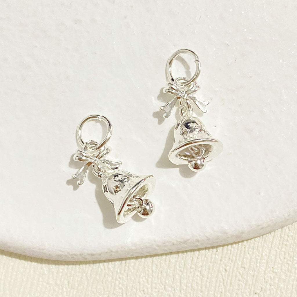 Protégeant les couleurs 14K Gold Inlaid Zircon coeur Bow de Noël et pendentif Bell