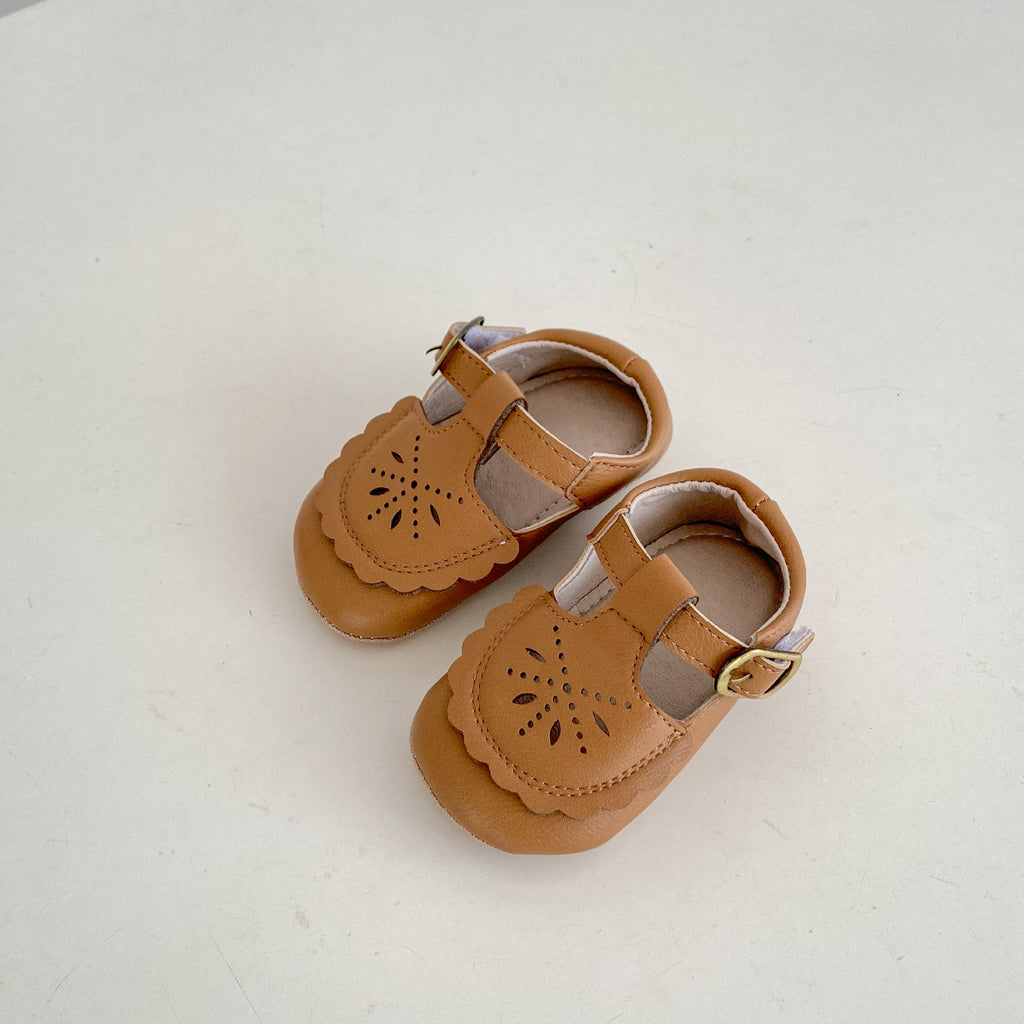 Filles Soft Non-slip résistant à l'usure Soft Bottom Hollow Out Chaussures