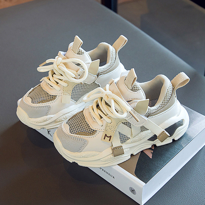 Sneakers à mailles creuses simples de mode pour garçons