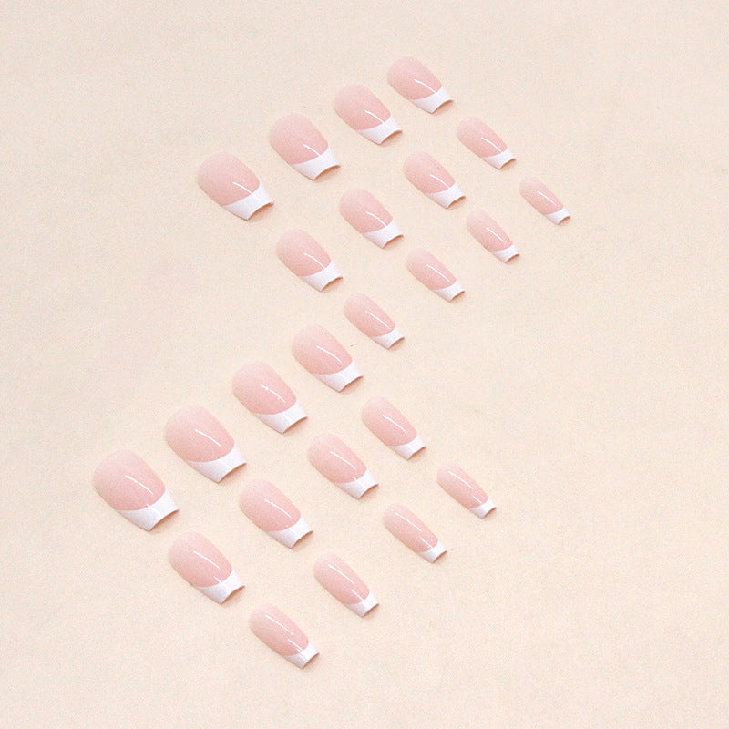 Décorations pour ongles blancs au clair de lune