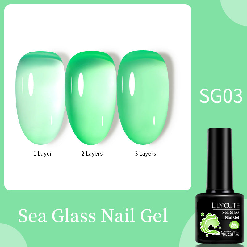 Gel d'ongle transparent sur glace de traitement de la lumière par Jade Amber
