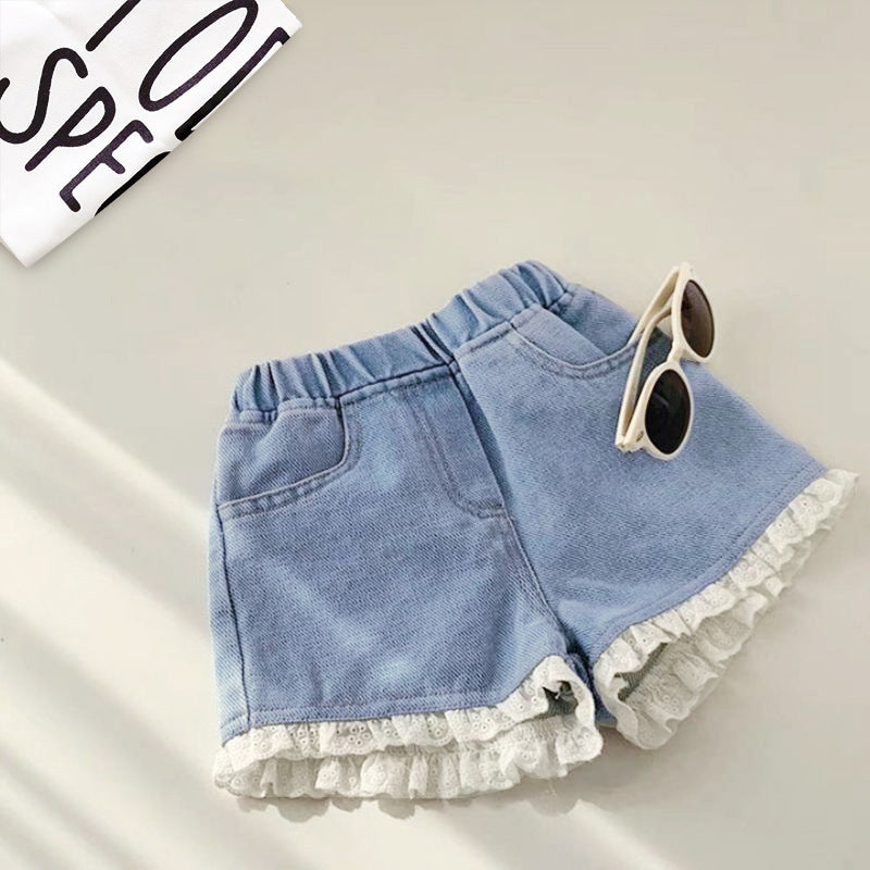 Shortsversatile denim de filles et parfait pour porter dehors