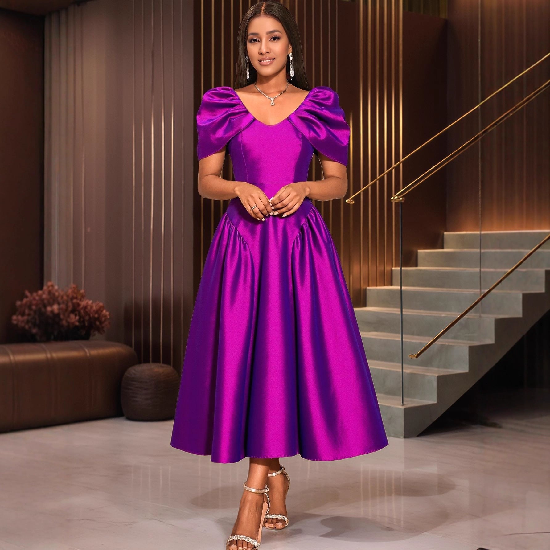 Robe de soirée à manches de puff Une robe de banquet plissée à l'ourlet