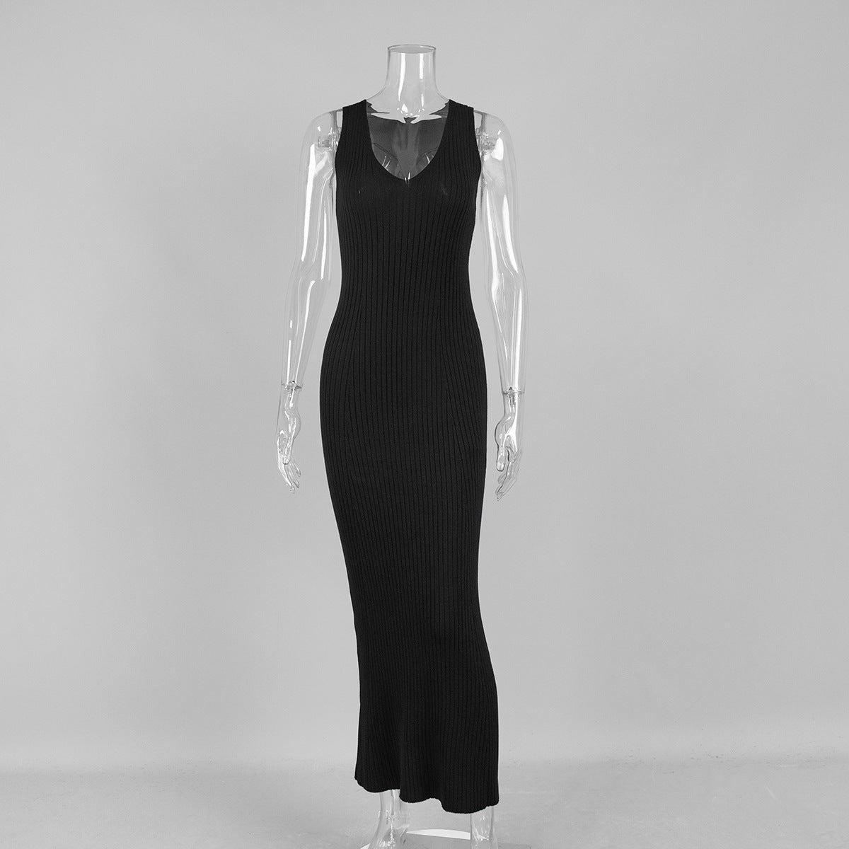 Long knit maxi dress with wide shoulders