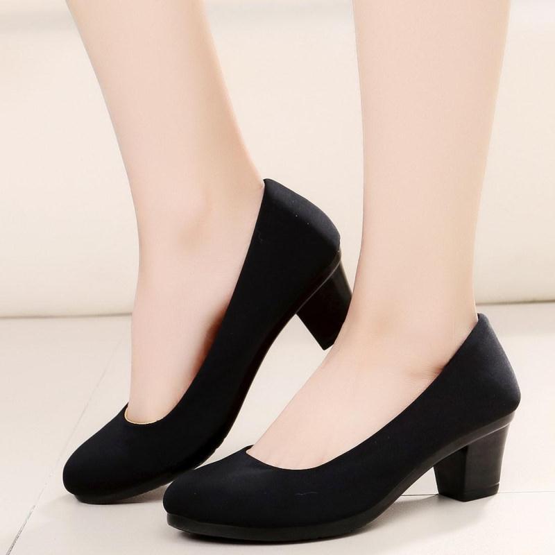 Printemps et automne été vieux Beijing vêtements chaussures femmes minces chaussures de travail noir chaussures haute