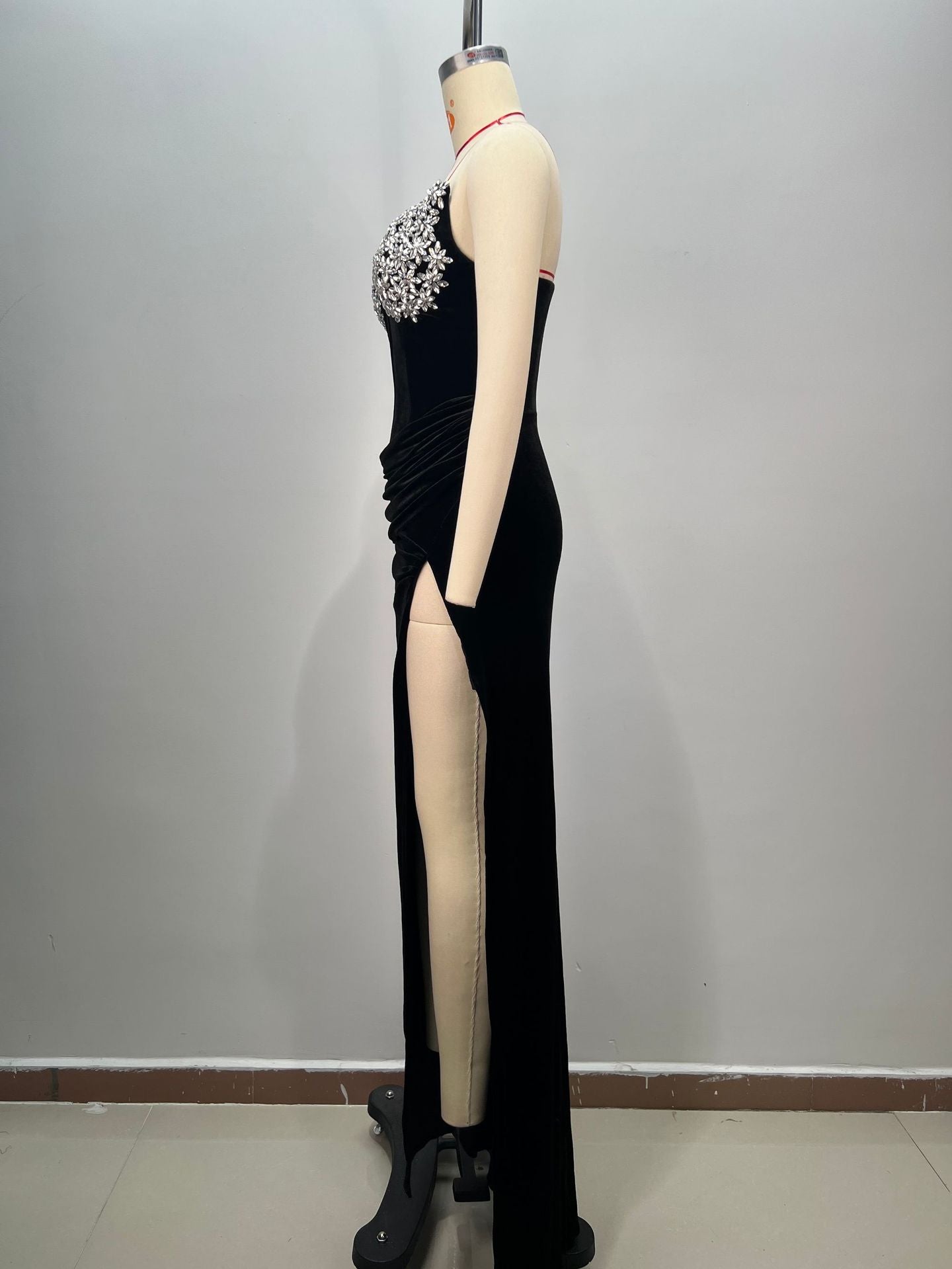 Robe longue de foreuse noir bandeau mince pour femme