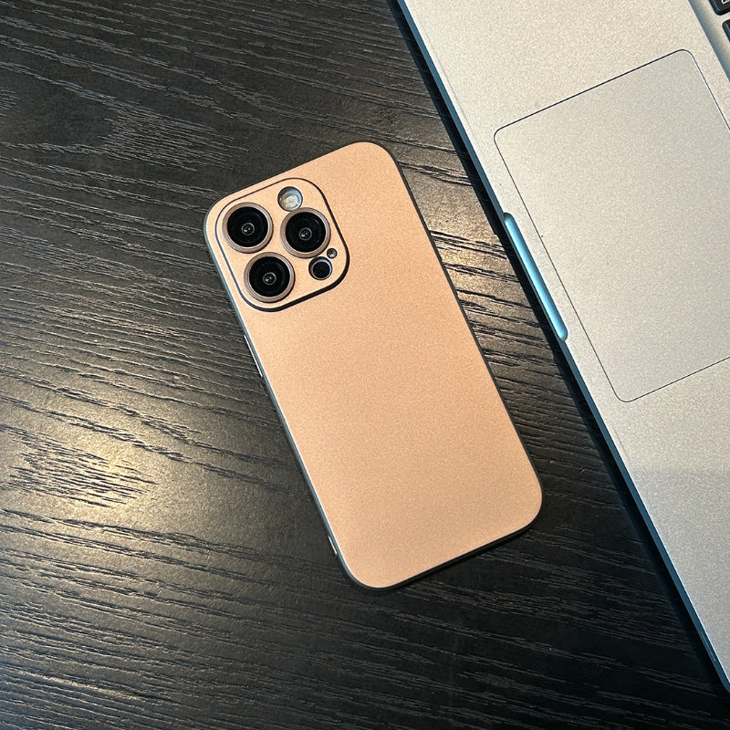 Boîtier magnétique de téléphone mobile abrasif sans glissement en silicone avec objectif