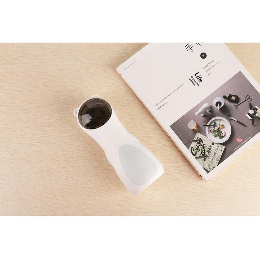 Jouet automatique de chat laser multi-angle pour chat.