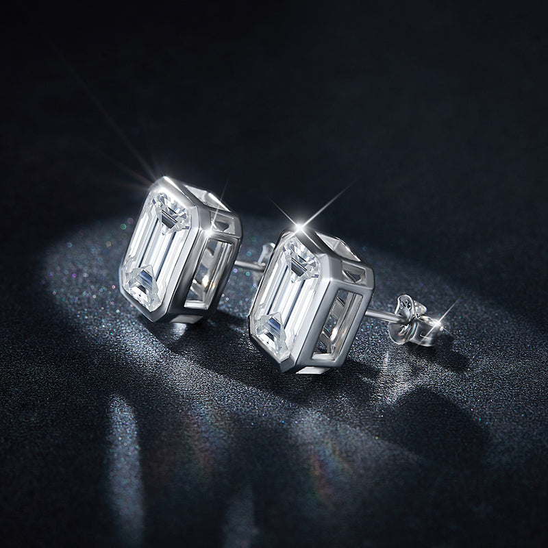 S925 Argent Sterling 8x10mm Boucles d'oreilles en mousse de moussanite coupées en émeraude