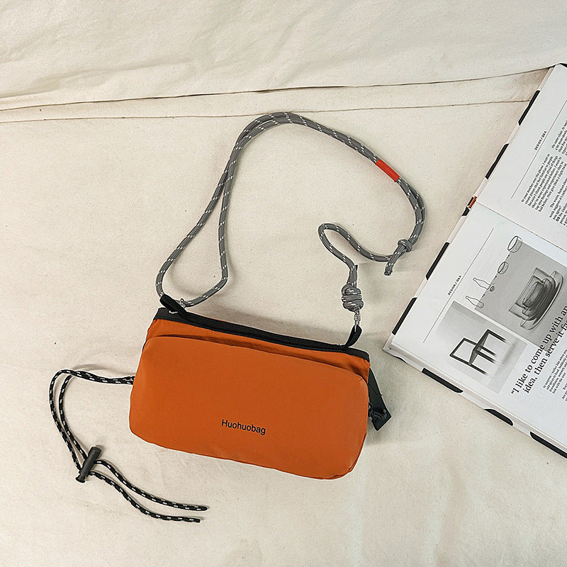 Japanese-inspired celebrity-style foldable water bottle