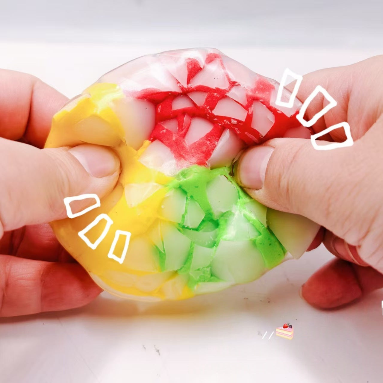 Chocolat foncé Crunchy Ball Stress-Relief Squeeze Toy