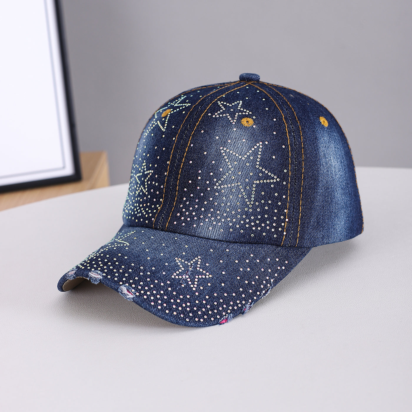 Le printemps et le style d'été de graduation Star-pattern Gradient Full-diamond Brimmed Water-was