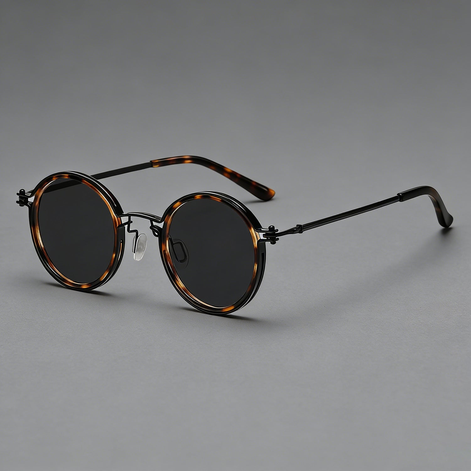 Lunettes de soleil anti-ultraviolets métalliques pour la conduite
