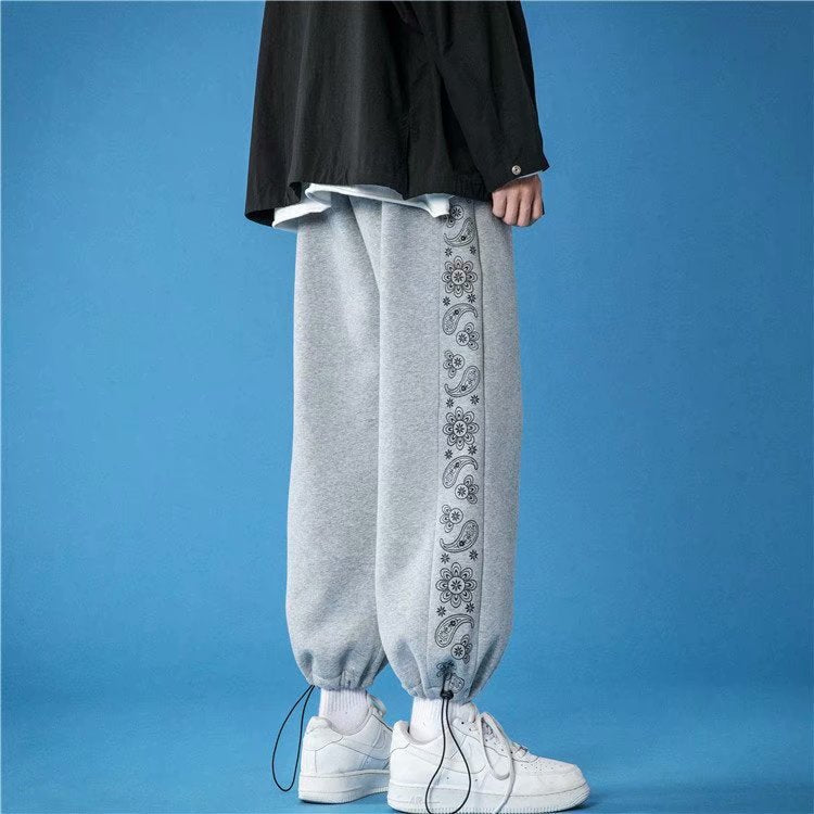 Mode masculine des pantalons occasionnels de pied de cravate