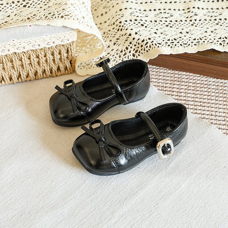 Chaussures en cuir pour filles