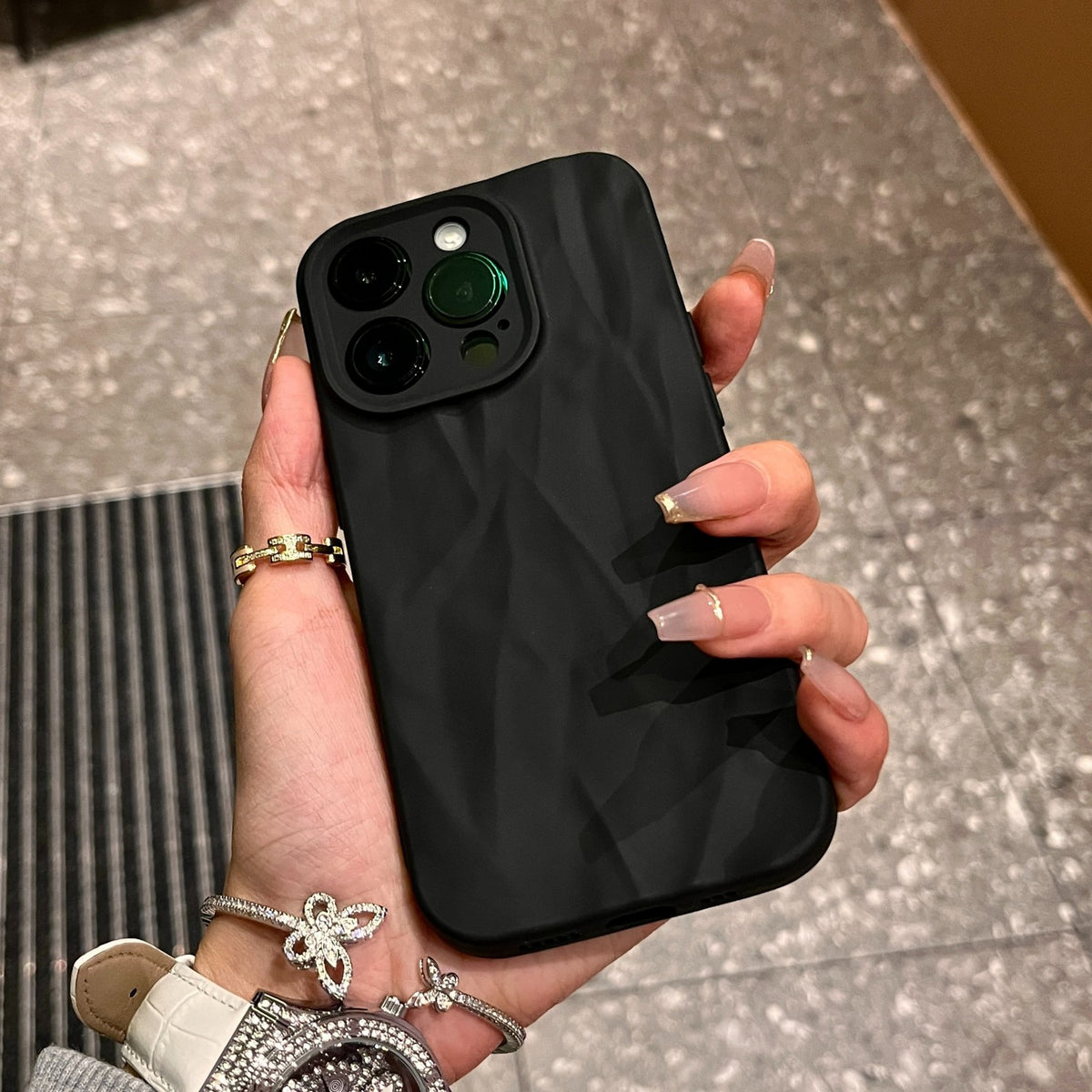 Cas avancé de téléphone à rides de peau