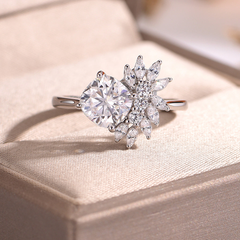 S925 Argent Sterling 7x7mm Coussin Moissanite Anneau 2ct D Couleur VVS1 Starburst Cluster Plat
