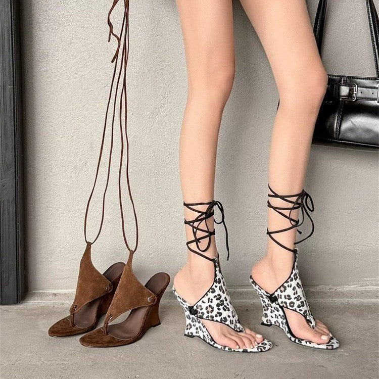 Sangle de String Wedge Sandales pour femmes