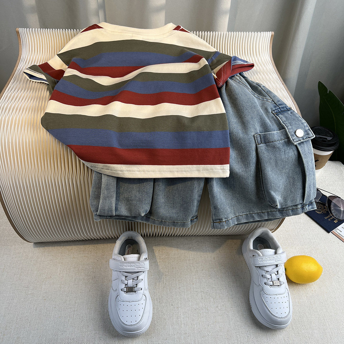 Le top de la mode et des pantalons pour garçon