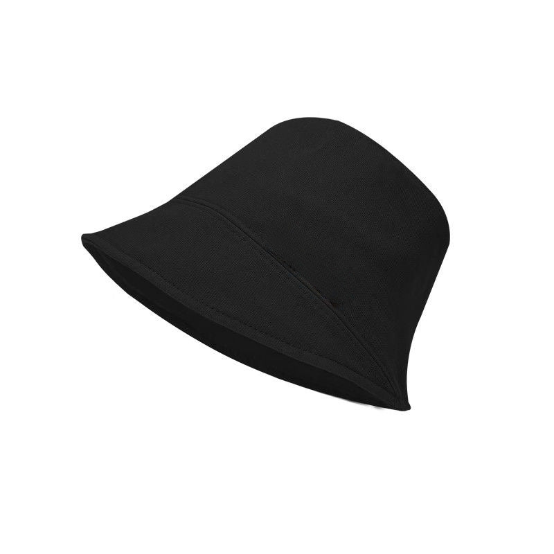 Chapeau de seau pour femmes avec une grande brim