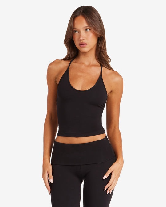 Outfit de yoga avec des tampons intégrés Halter Tank Top à haute hauteur Bare-Skin Quick-Dry Flared Workou