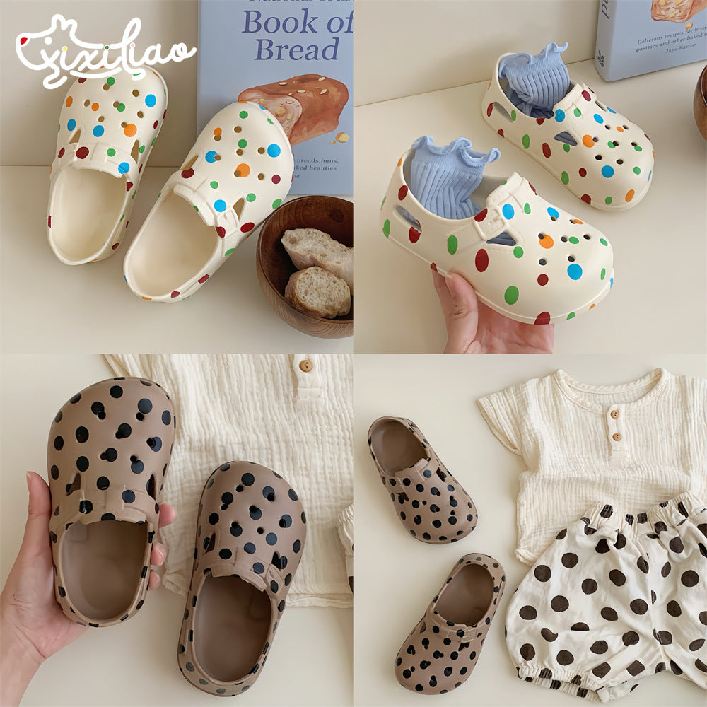 Sandales de cul d'orteil d'enfant à pois mignons