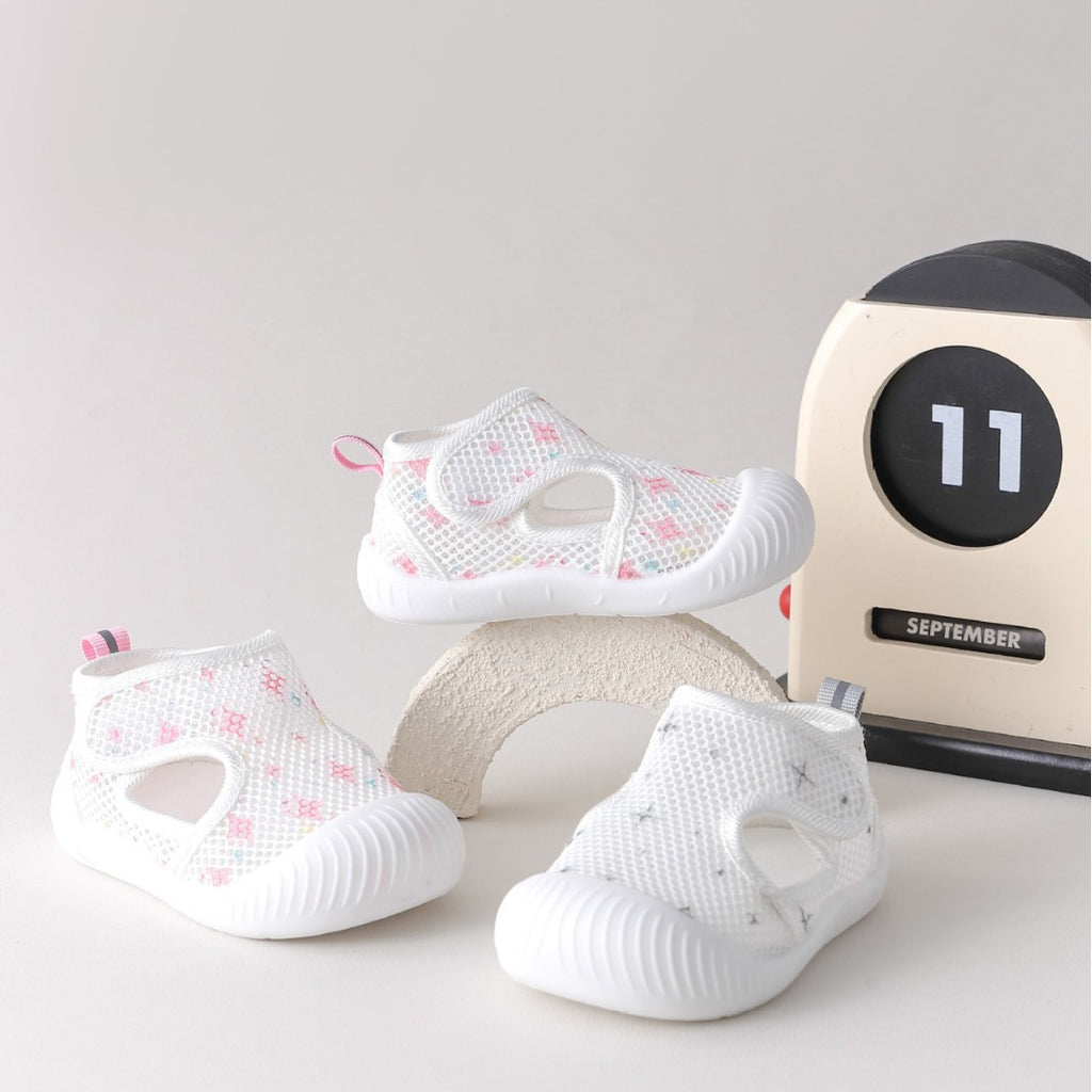 Chaussure d'été pour bébés sans glissade