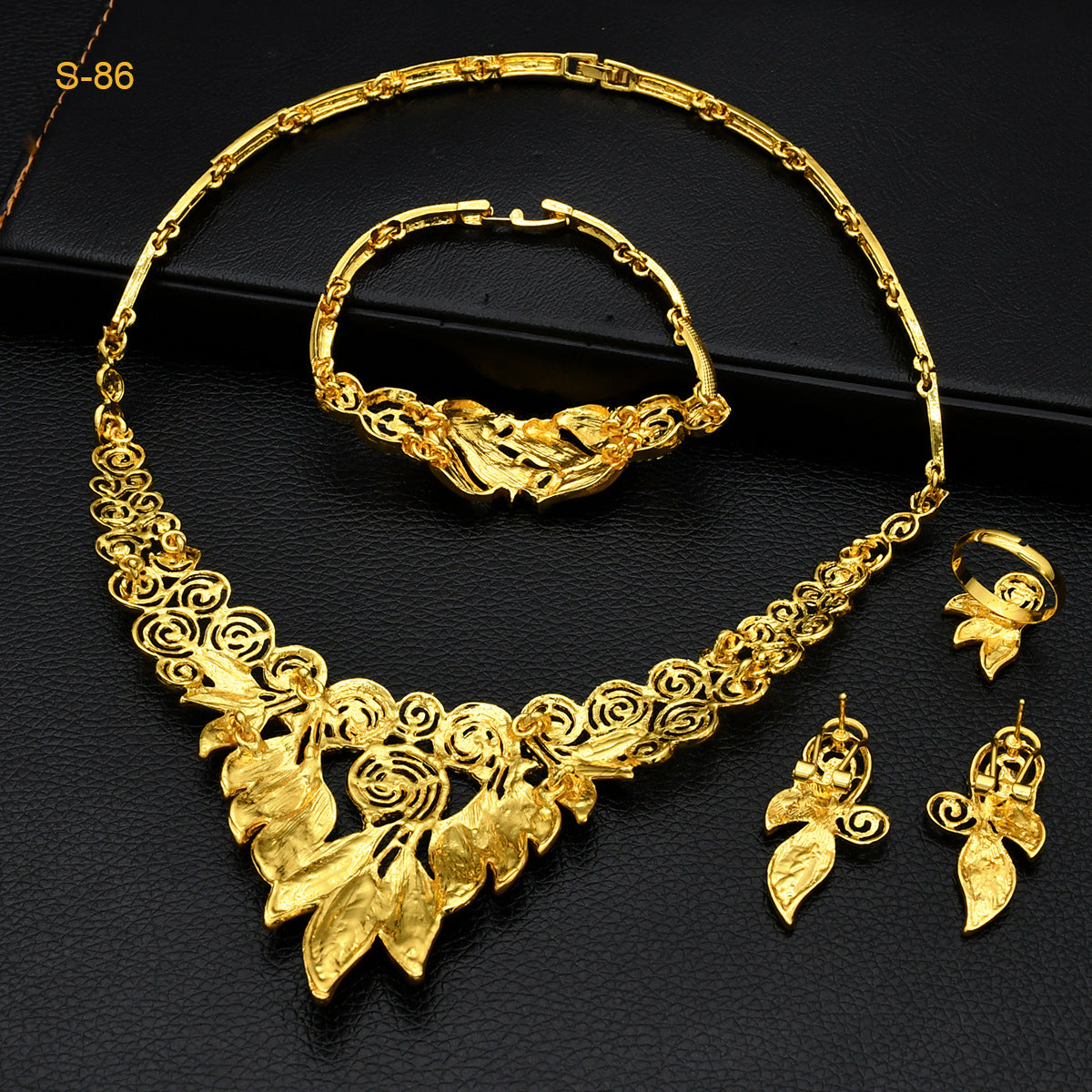 Boucles d'oreilles Bracelet en collier de mariée Saudi pour femmes
