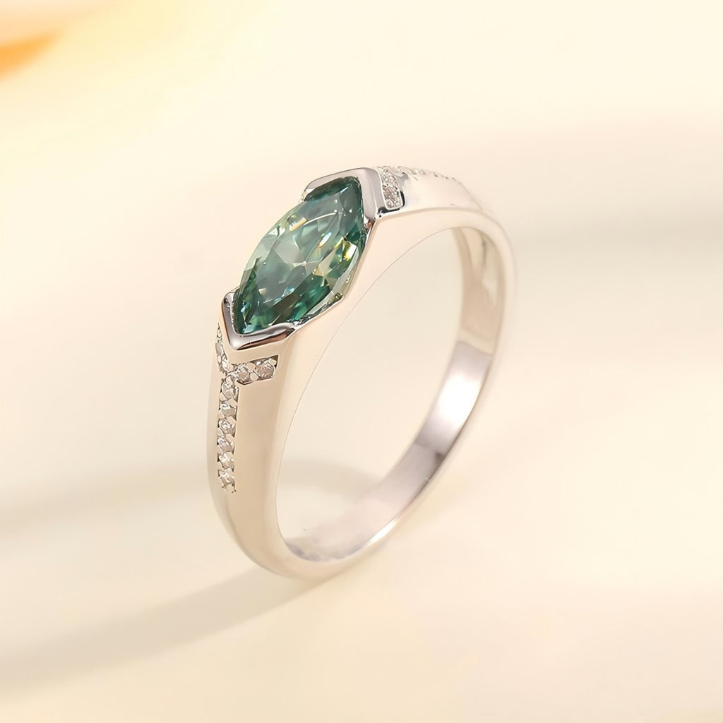 S925 Argent Sterling Marquise 5x10mm Moissanite Anneau D Couleur VVS1 Bande de pave Certifié GRA