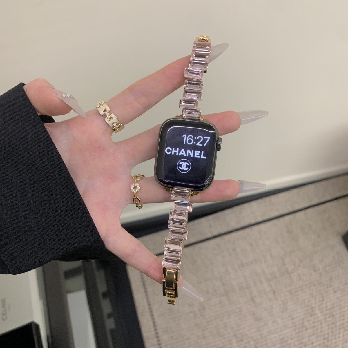 Bracelet de montre en métal pour les femmes
