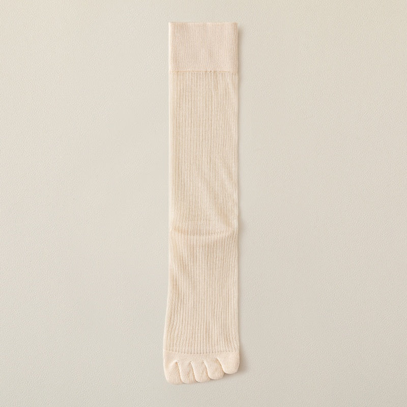 Chaussettes cinq orteils pour les femmes Été mince mi-calf Chaussettes absorbante et déodorante