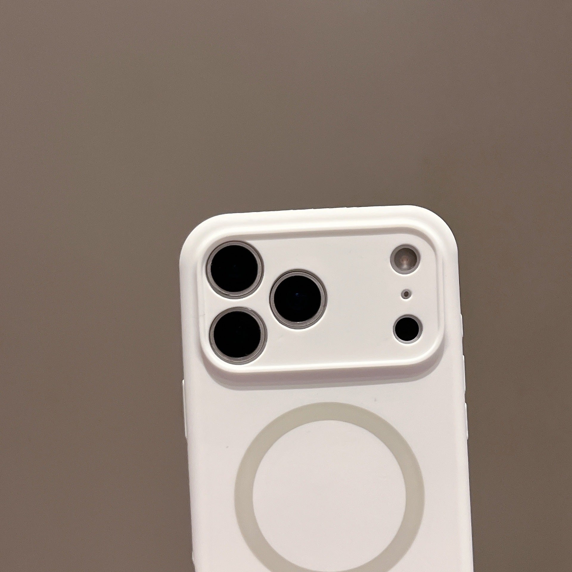 Boîtier de téléphone magnétique en silicone liquide