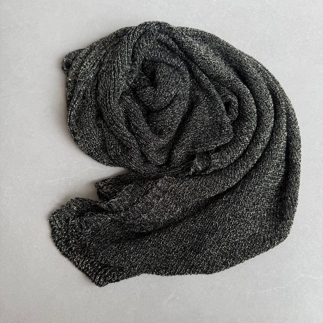 Cape à mailles creuses et protectrices du soleil