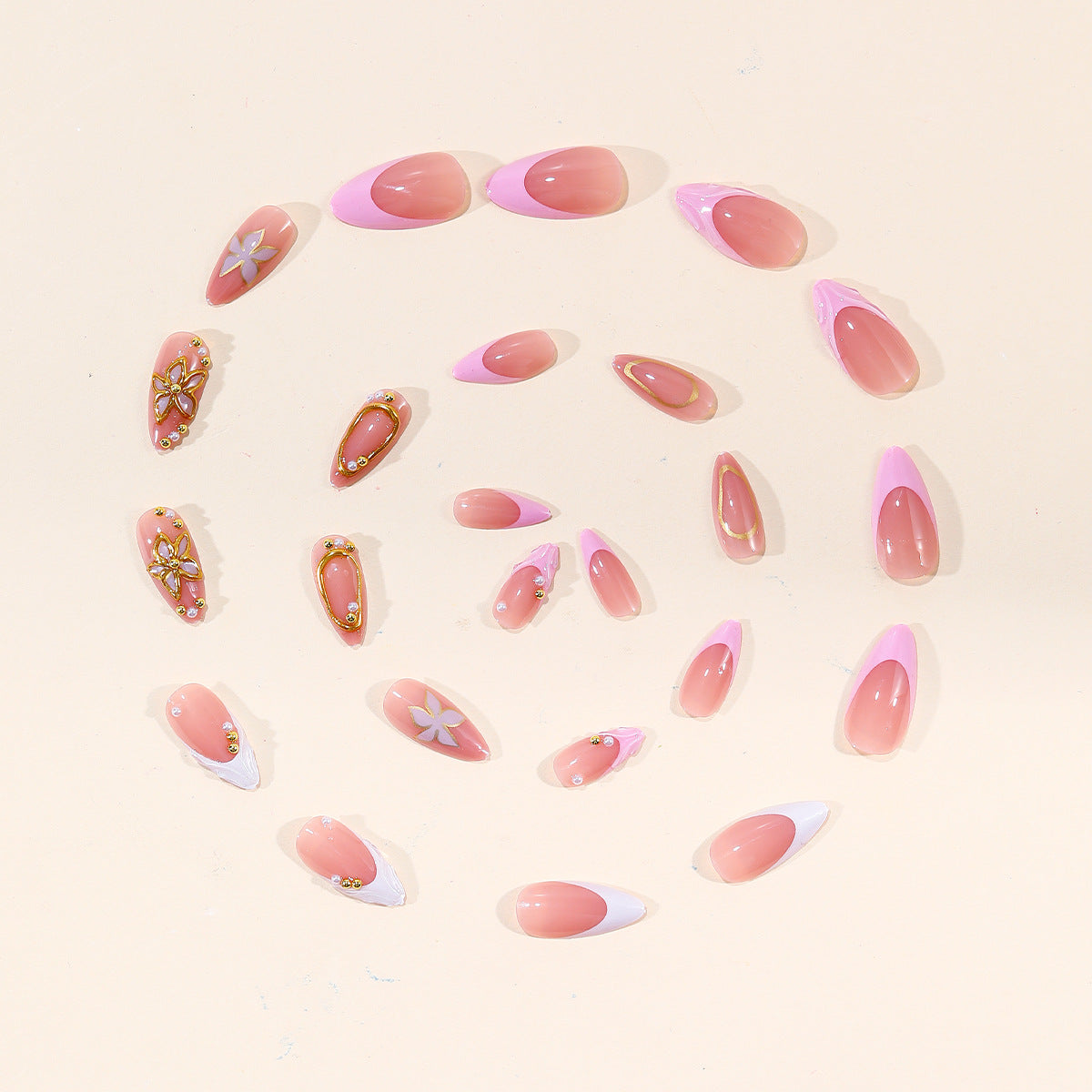 Les ongles amovibles en trois dimensions sculptés d'or pour les femmes