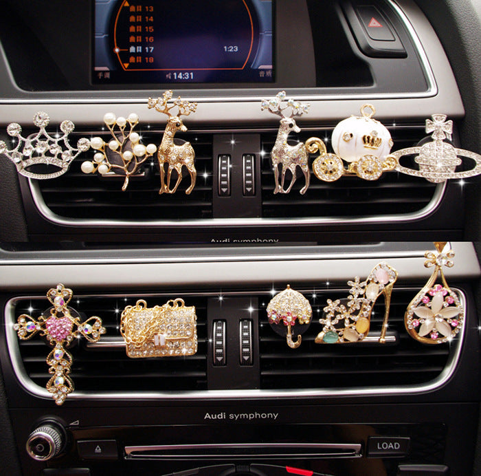 Caricature Fragrance Car intérieur Parfum Aromathérapie Fournitures de voiture féminine