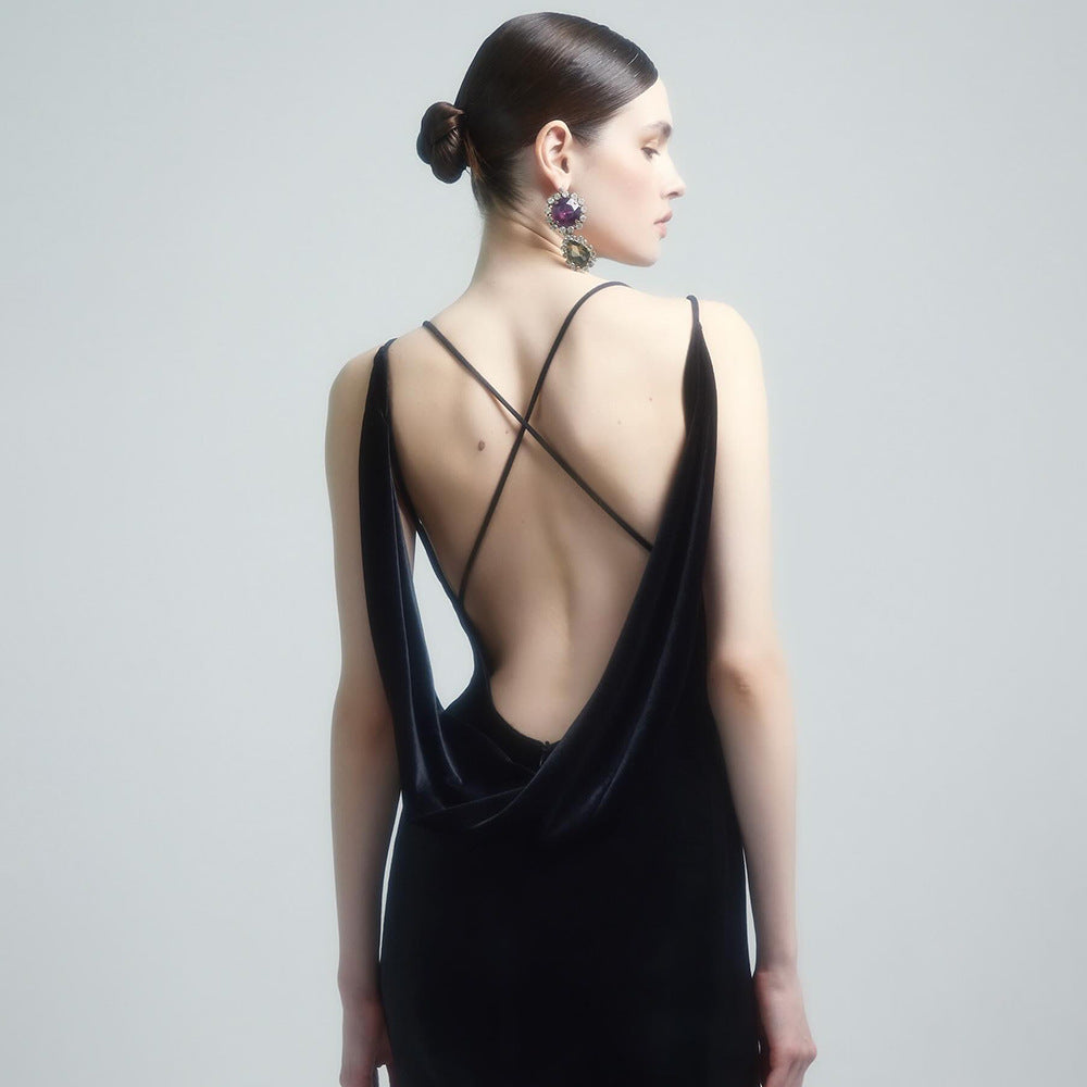 Camisole noire Robe de fleur d'or sans dos Slim Fit