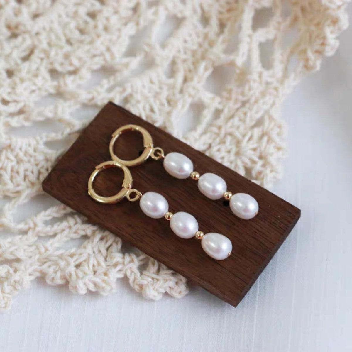 Boucles d'oreilles en perles d'eau douce naturelles pour femmes