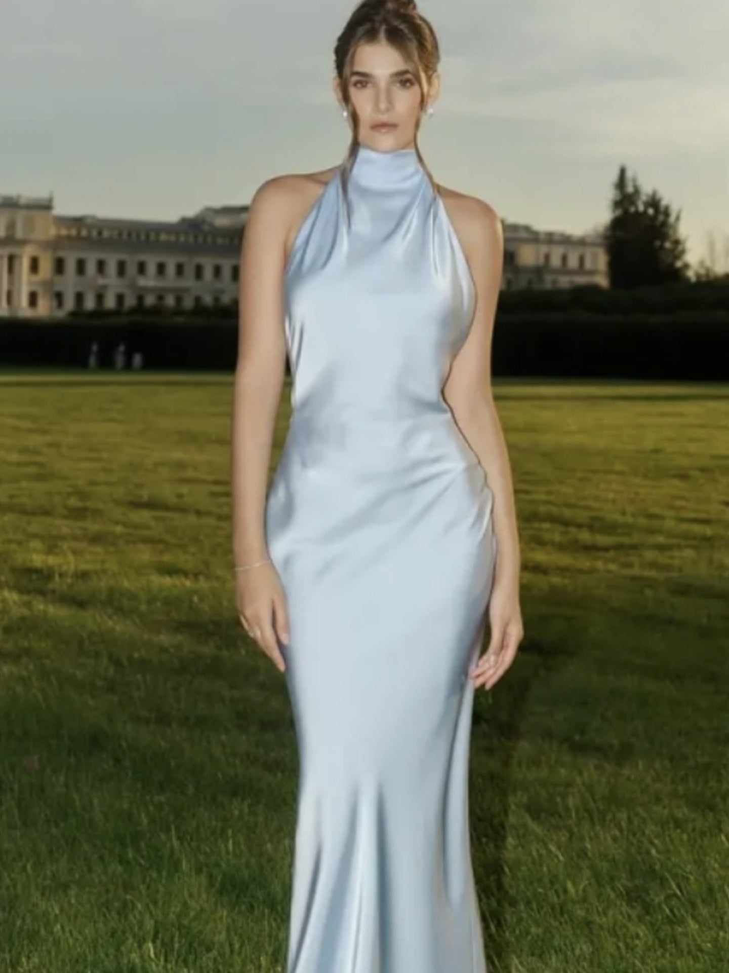 Vintage haute col Halter sirène satinée soirée Gown