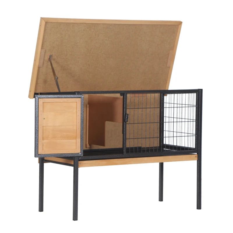 Small animal habitat with metal frame