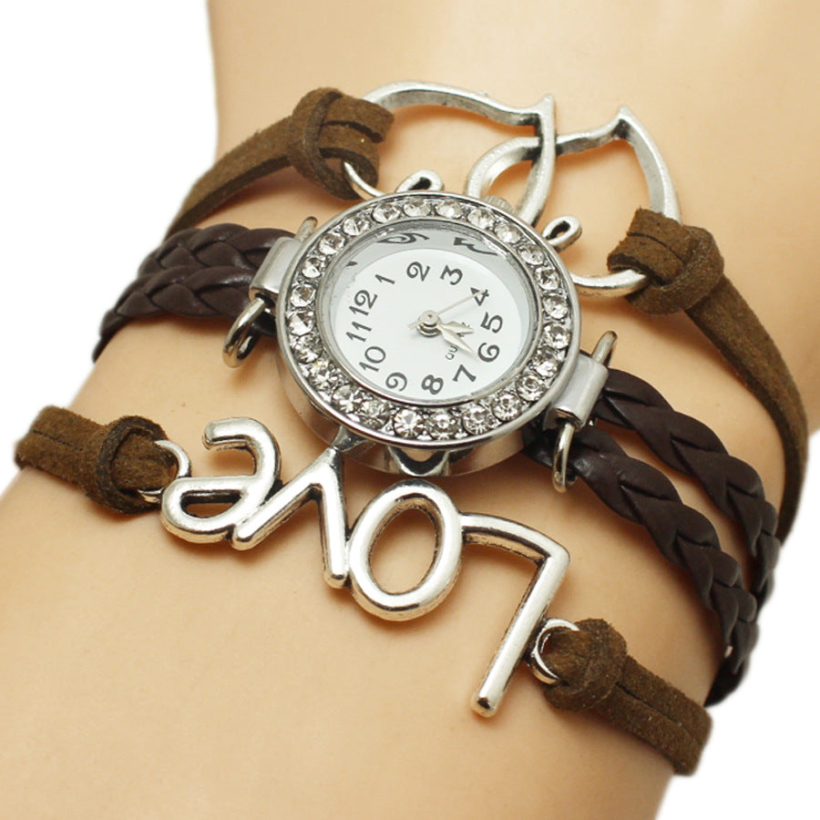 Alliage Love Double en forme de coeur Love Woven Multi-couche Watch