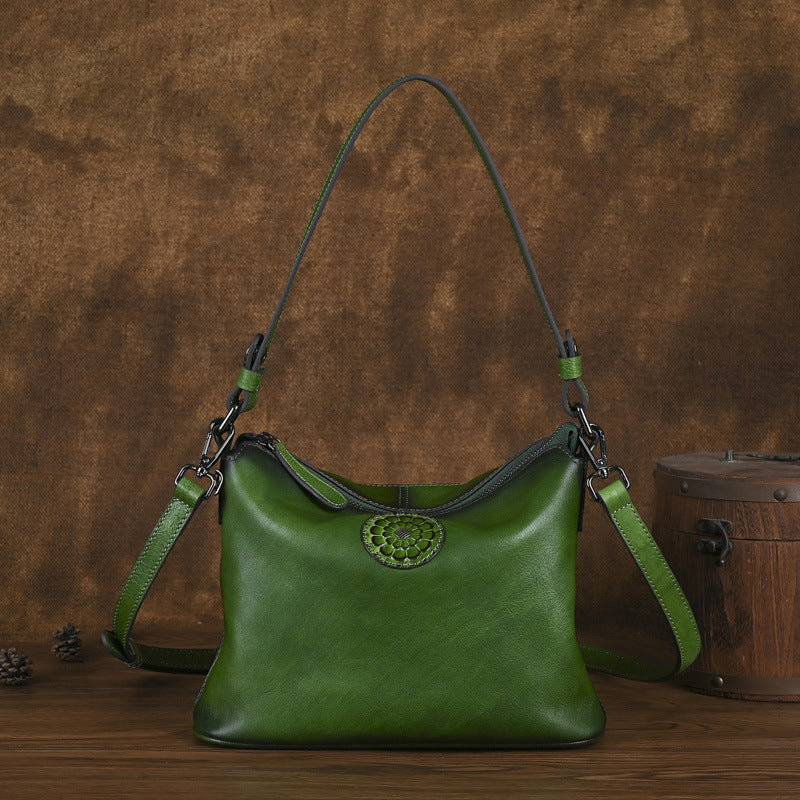 Vieilles femmes en cuir plein grain sac croisé