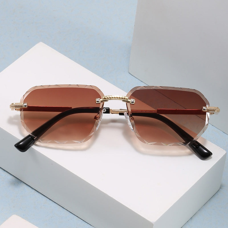 Lunettes de soleil sans cadre polygonale tendance pour femmes