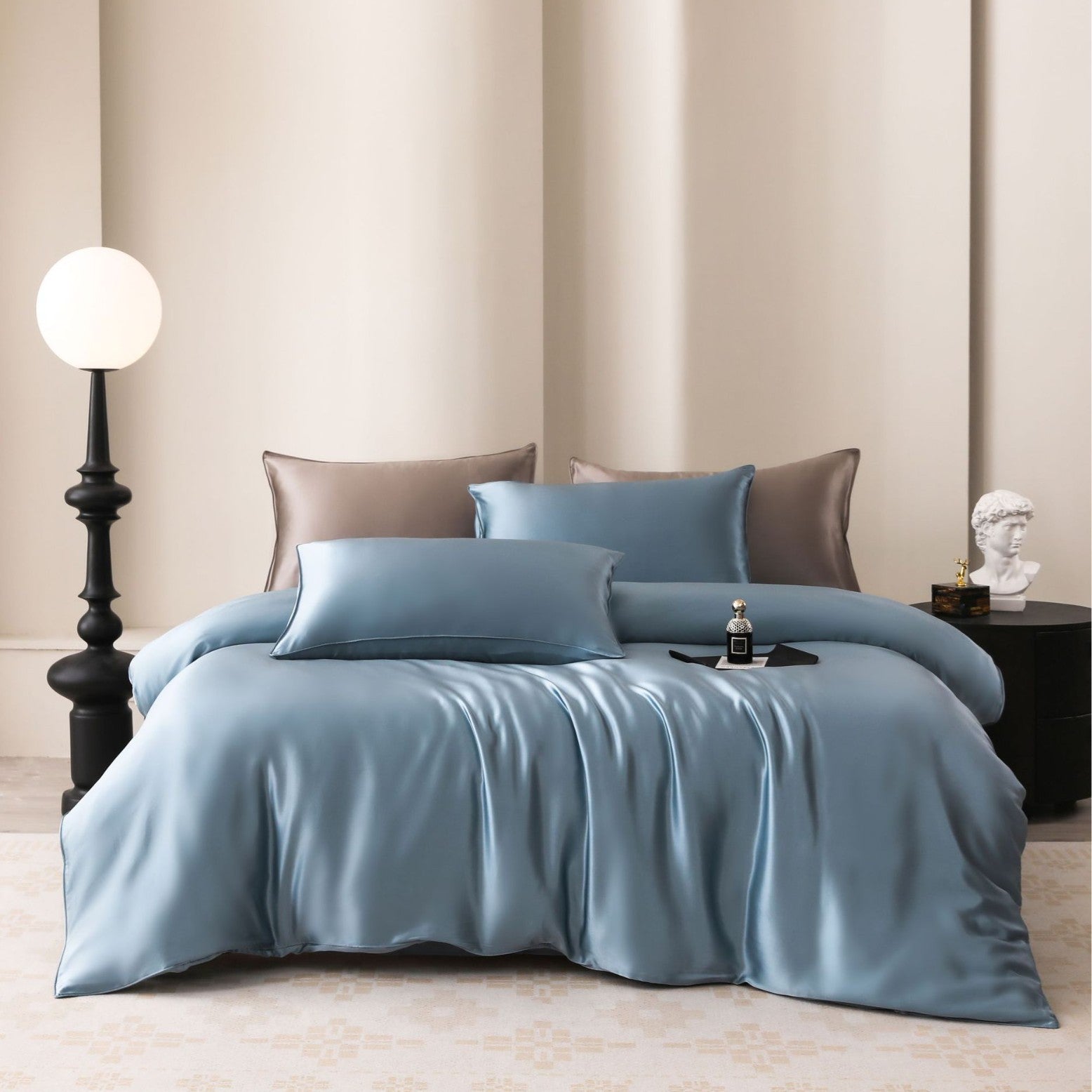 Soie 22-momme Set de quatre pièces en soie léger luxe