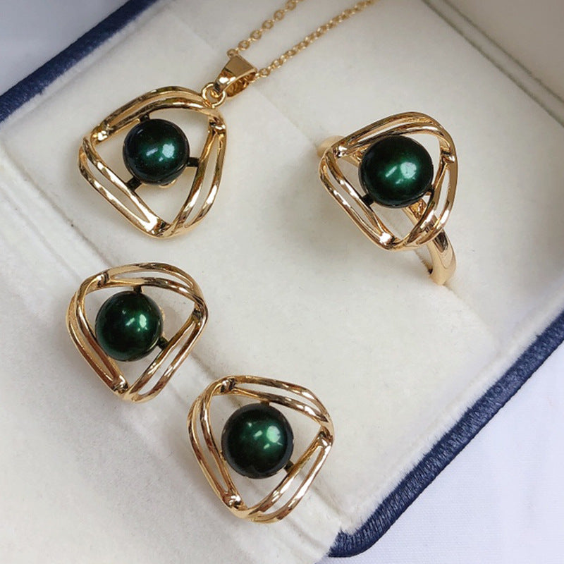 Costume simple et exquis de collier de perles d'eau douce