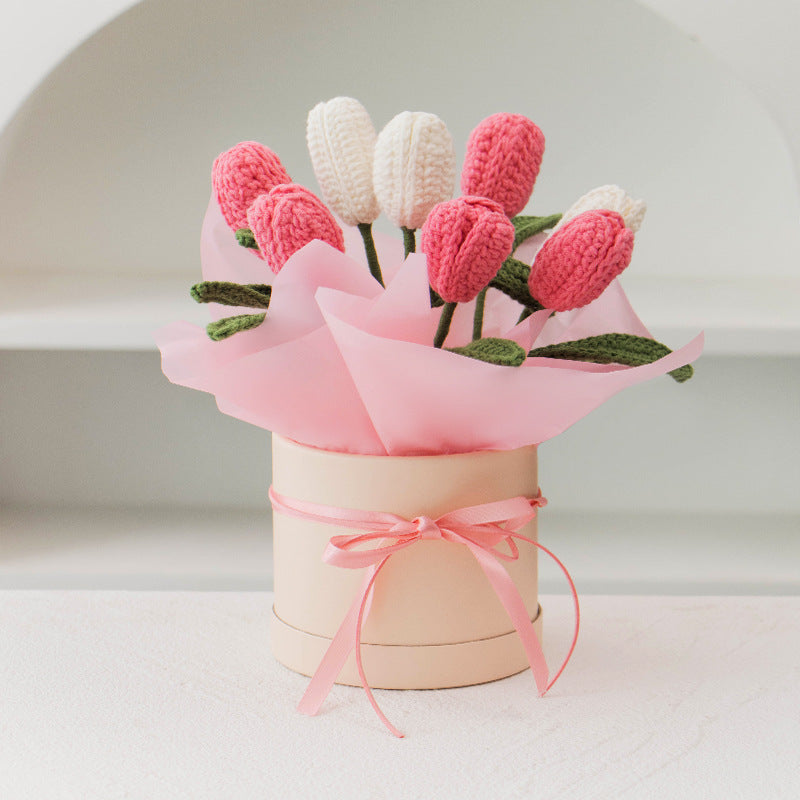 Seau de tulipe tricoté à la main