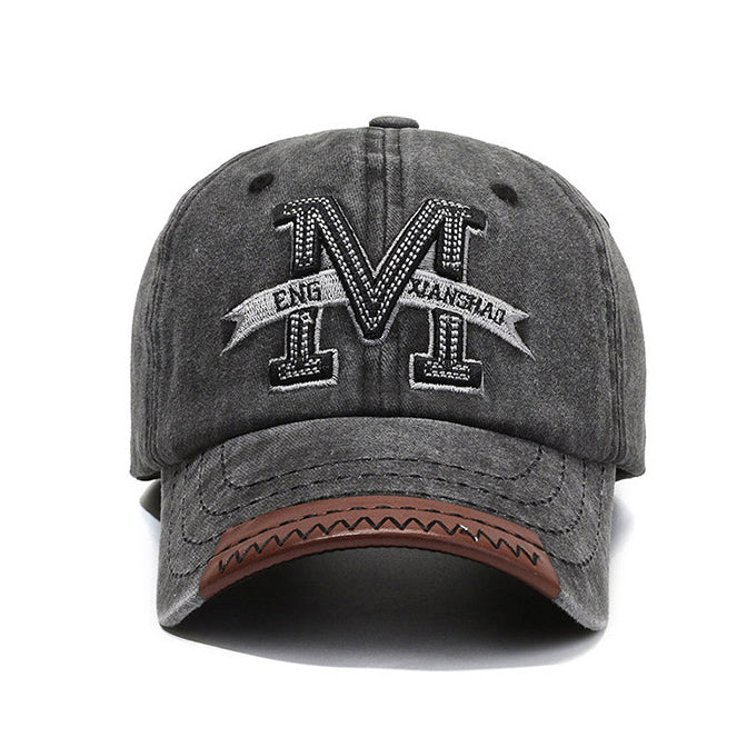 The fashionable men's retro-style three-dimensional embroidered M-letter base