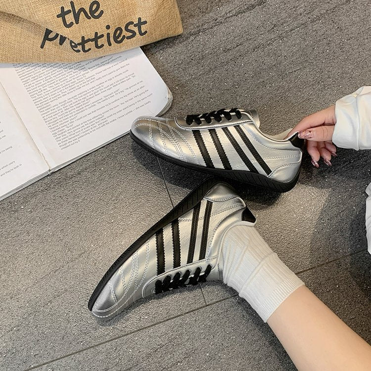 Flat Bottled Allemand chaussures de formation pour les femmes dans l'été de 2026
