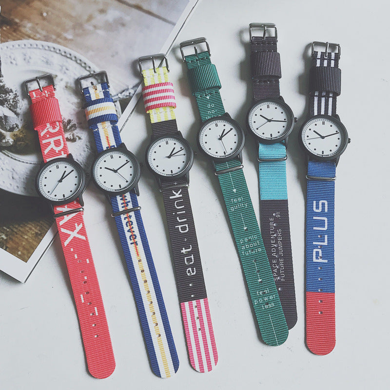 Hommes et femmes montres de couple pour le commerce international